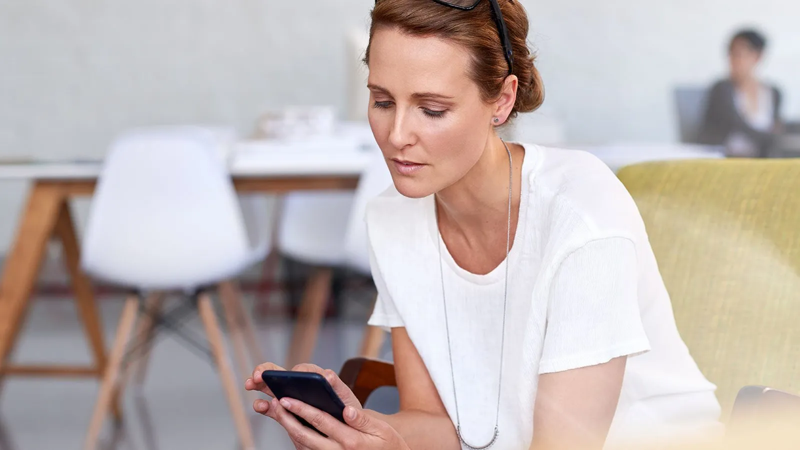 broker looking at how to recruit top real estate agents